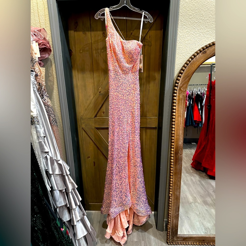 NEW Blush Christina Wu Prom Dress Size 4